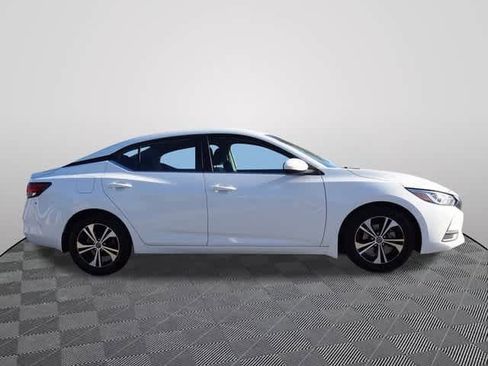 Used 2021 Nissan Sentra SV image 3