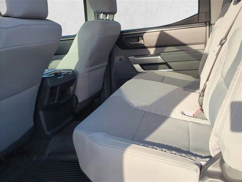 Used 2022 Toyota Tundra SR5 w/ SR5 Convenience Package AWD/4WD image 22