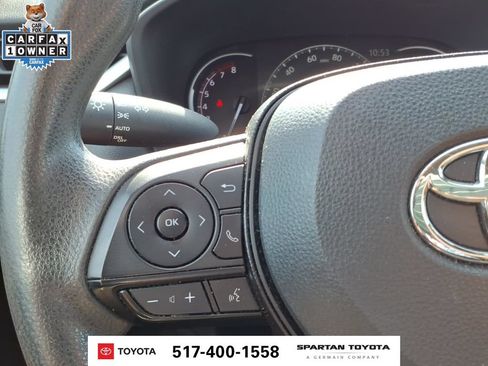 Used 2024 Toyota RAV4 XLE FWD image 16