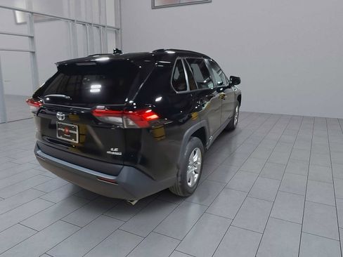 Certified 2024 Toyota RAV4 LE AWD/4WD image 8