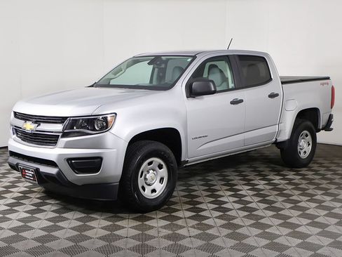 Used 2019 Chevrolet Colorado W/T w/ WT Convenience Package AWD/4WD image 5