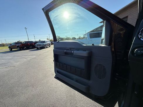 Used 2016 Ford F350 XLT image 15