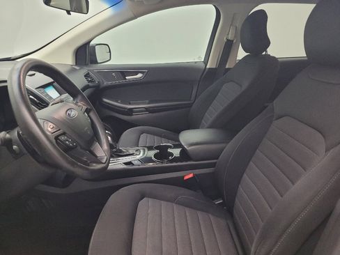 Used 2018 Ford Edge SE FWD image 17