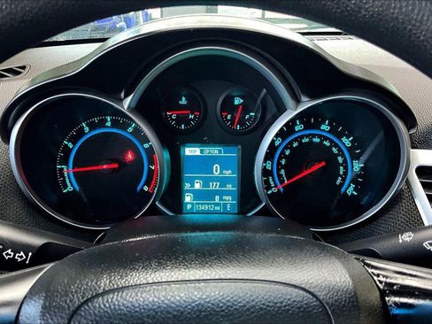 Used 2015 Chevrolet Cruze LT FWD image 12