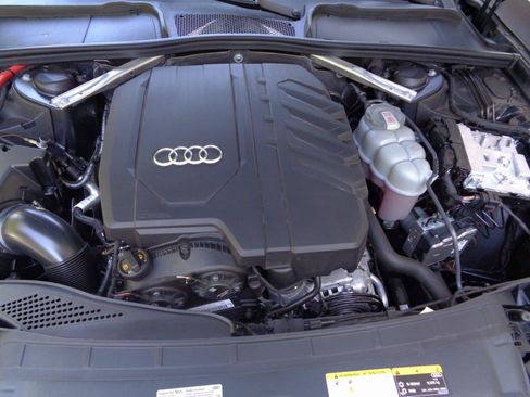 Used 2022 Audi A4 2.0T Premium Plus AWD/4WD image 17