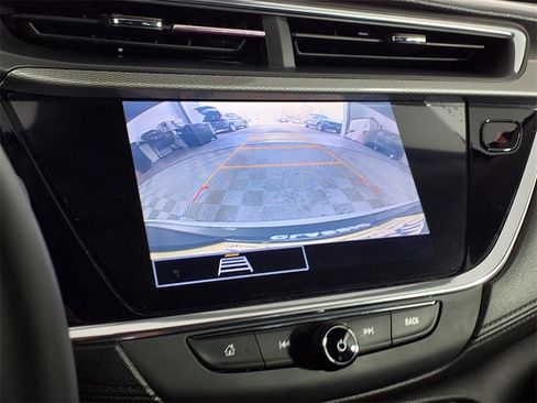 Used 2021 Buick Encore GX Preferred w/ Cold Weather Comfort Package image 19