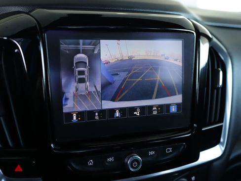 Used 2023 Chevrolet Traverse High Country w/ LPO, Floor Liner Package image 15