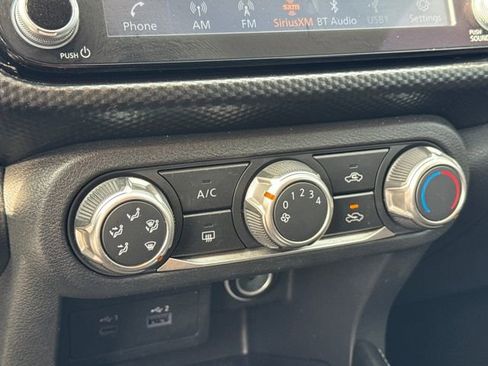 Used 2024 Nissan Kicks SV image 20