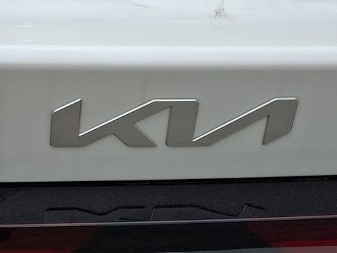 New 2026 Kia K5 LXS FWD image 23