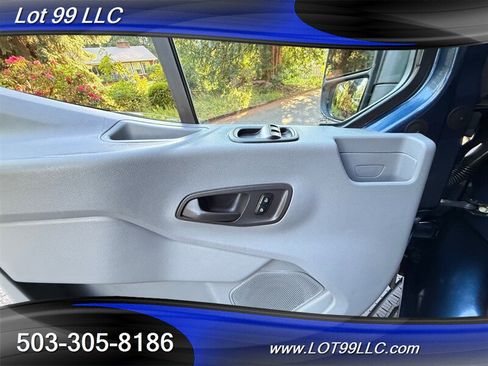 Used 2018 Ford Transit 250 148 Medium Roof RWD image 43
