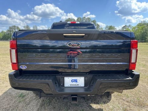 Used 2021 Ford F250 Lariat AWD/4WD image 6