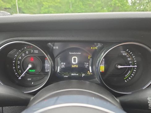 Used 2023 Jeep Wrangler Unlimited Sahara w/ Cold Weather Group AWD/4WD image 20