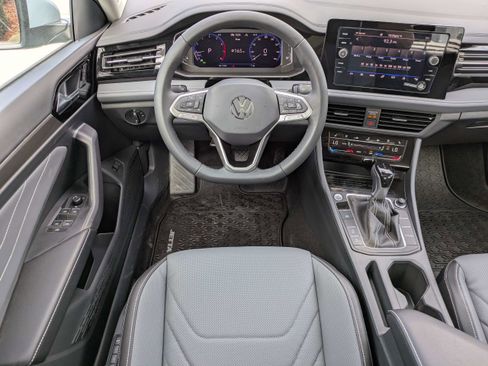 New 2026 Volkswagen Jetta SEL image 12