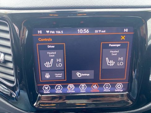 Used 2020 Jeep Compass Limited image 11