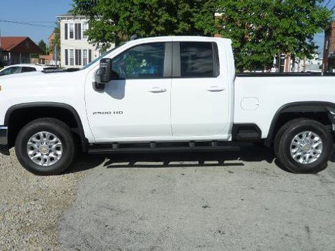 Used 2024 Chevrolet Silverado 2500 LT w/ Convenience Package AWD/4WD image 1