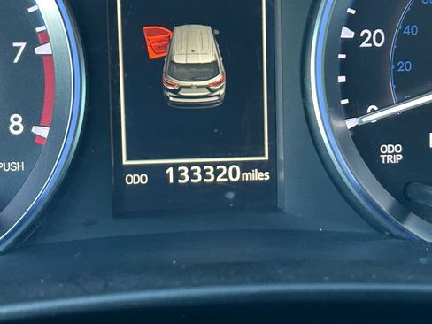 Used 2017 Toyota Highlander Limited image 20