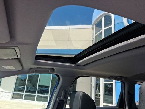 Used 2021 Honda CR-V Touring image 18