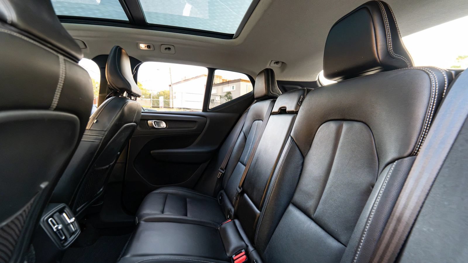 Used 2019 Volvo XC40 T5 Inscription AWD/4WD image 24