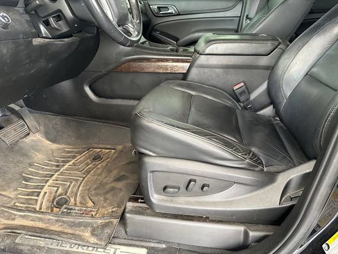 Used 2019 Chevrolet Tahoe LT AWD/4WD image 14