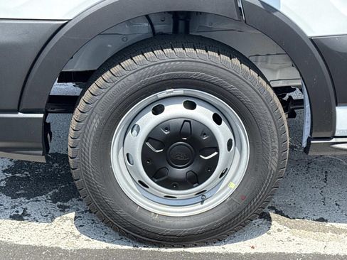 New 2026 Ford Transit 250 Low Roof w/ Load Area Protection Package RWD image 9