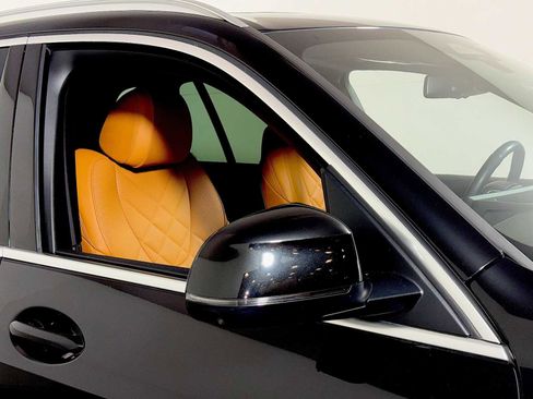 Certified 2024 BMW X5 xDrive40i w/ Parking Assistance Package image 31