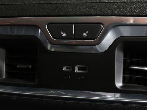 Used 2024 GMC Sierra 2500 Denali Ultimate image 14