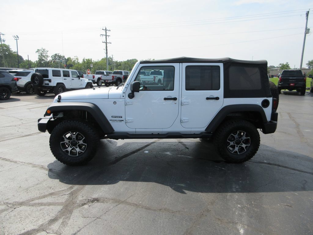 Used 2018 Jeep Wrangler Unlimited Sport S AWD/4WD image 10