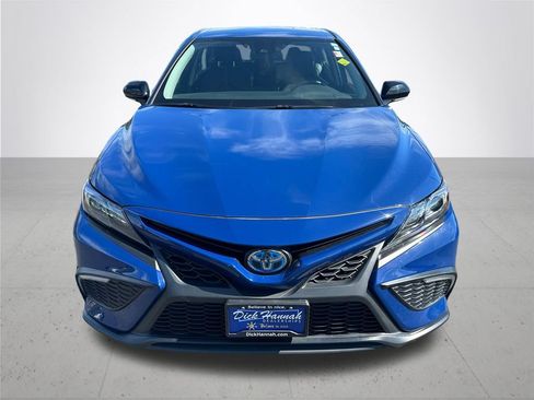 Certified 2024 Toyota Camry SE FWD image 3