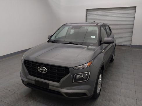 Used 2022 Hyundai Venue SE image 15