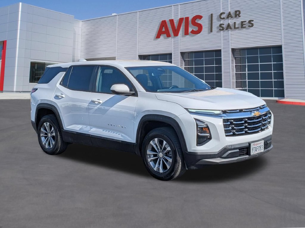 Used 2025 Chevrolet Equinox LT AWD/4WD image 3