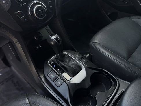 Used 2018 Hyundai Santa Fe FWD image 21