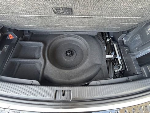 New 2026 Volkswagen Atlas Peak Edition image 25