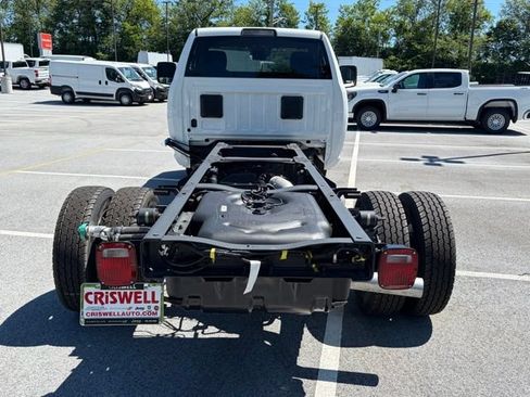 New 2026 RAM 5500 Tradesman AWD/4WD image 5