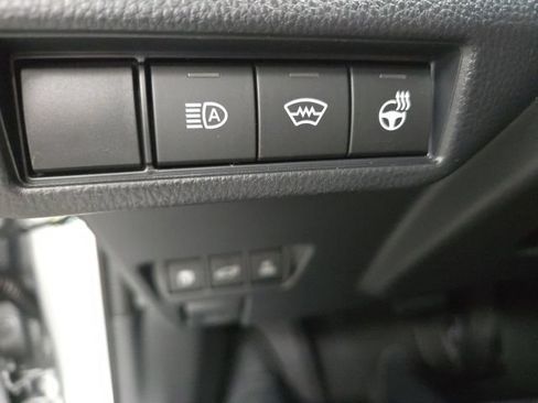 New 2026 Toyota Prius Plug-In Hybrid FWD image 31
