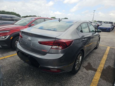 Used 2019 Hyundai Elantra SEL w/ Cargo Package FWD image 6