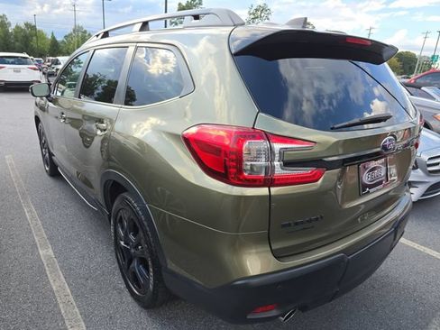 Used 2023 Subaru Ascent Onyx Edition AWD/4WD image 3