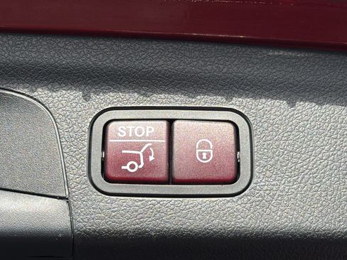 Used 2021 Mercedes-Benz GLE 350 image 24