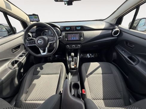 Used 2020 Nissan Versa S FWD image 11