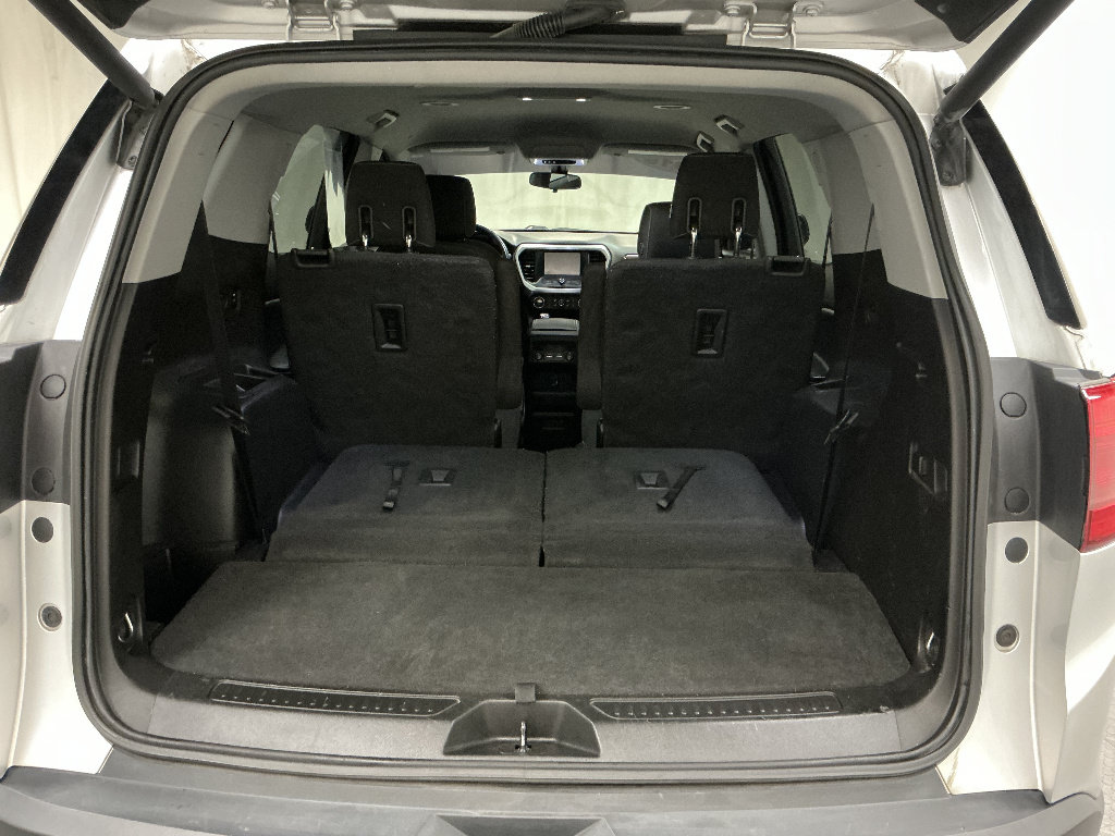 Used 2019 GMC Acadia SLE FWD image 28