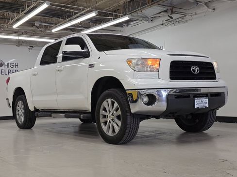 Used 2009 Toyota Tundra 4x4 CrewMax image 16
