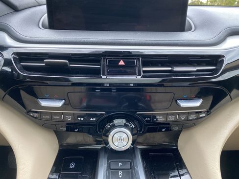 Used 2023 Acura MDX SH-AWD image 20