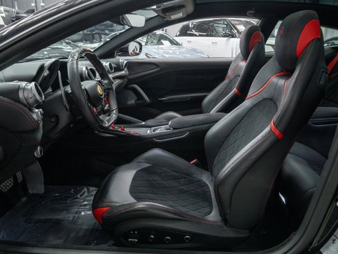 Used 2020 Ferrari GTC4Lusso T RWD image 36
