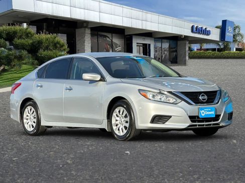 Used 2018 Nissan Altima 2.5 S w/ S Convenience Package image 9