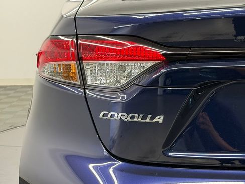 Used 2026 Toyota Corolla LE w/ LE Premium Package FWD image 13