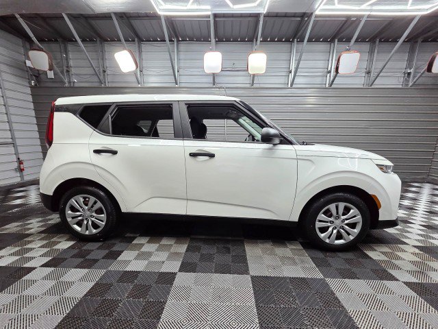 Used 2021 Kia Soul LX FWD image 10