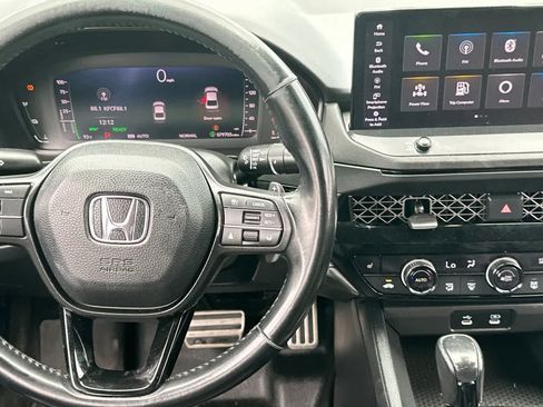 Used 2024 Honda Accord Sport image 15