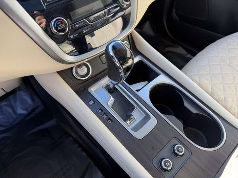 Used 2024 Nissan Murano Platinum w/ Cargo Package image 38