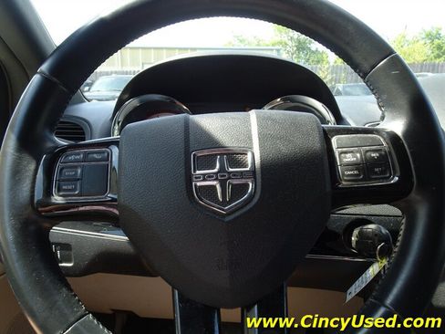 Used 2014 Dodge Grand Caravan SE FWD image 21