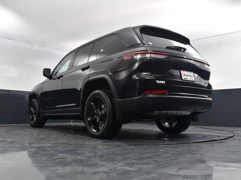 New 2025 Jeep Grand Cherokee Limited w/ Black Appearance Package AWD/4WD image 50