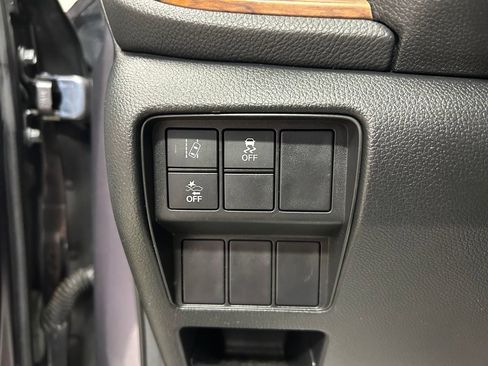 Used 2017 Honda CR-V EX image 13